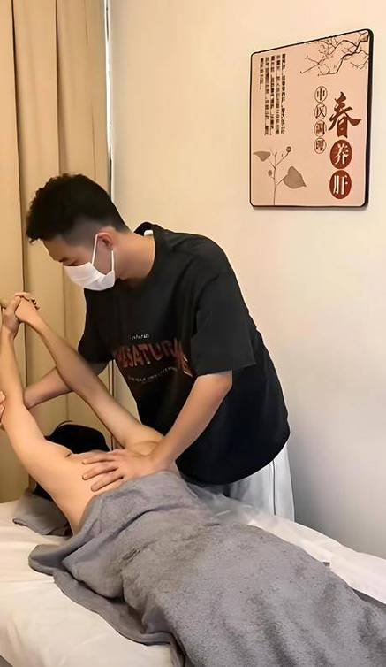 中国女人1级黄色录像的相关介绍
