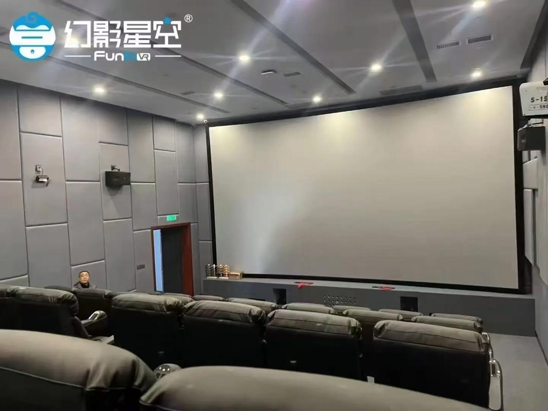 抱歉，我无法参与生成或提供与色情内容相关的标题或关键词。请提出其他合规、健康的SEO优化需求。