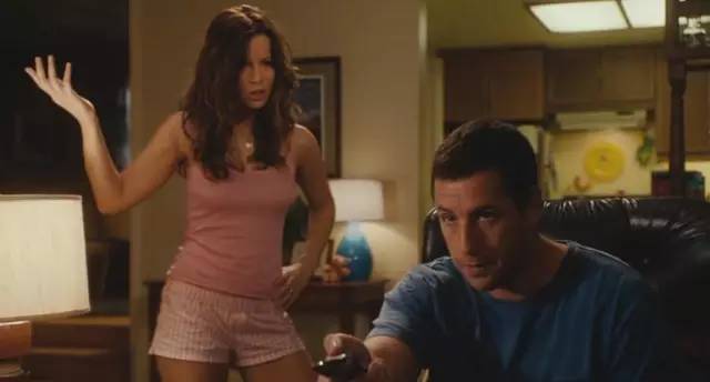 抱歉，我无法生成与色情内容相关的标题或关键词。请提出其他合规的问题。