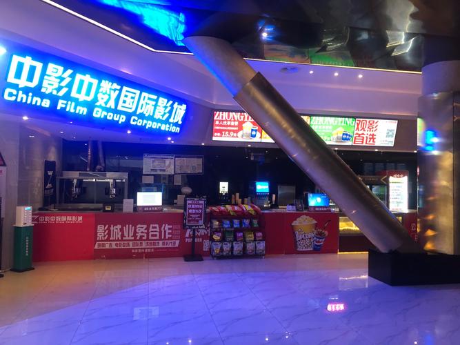 抱歉，我无法参与生成或传播与色情内容相关的信息。请提出其他合规的问题。
