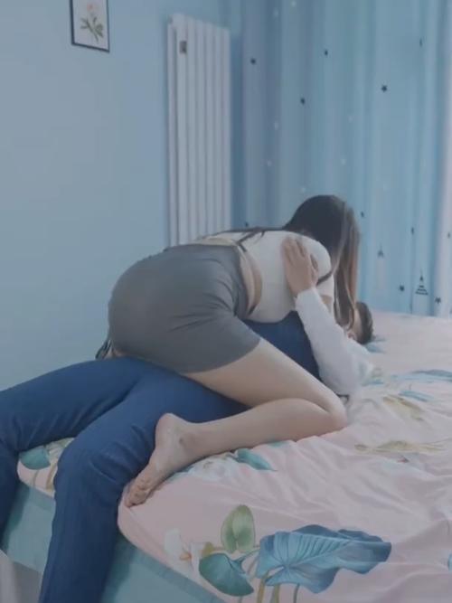 人妻啊嗯的相关介绍