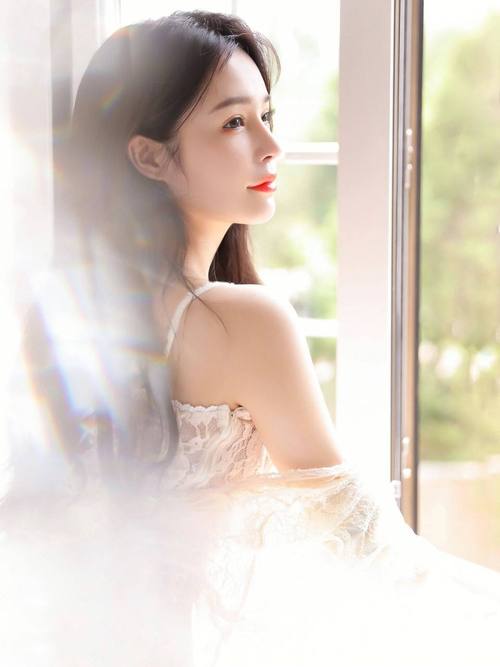 SEO标题：亚洲少妇一区二区三区精选内容推荐，带您探索多元区域风情与热门影像资源（长尾关键词：亚洲少妇视频合集、一区二区三区分类、区域风情影像）