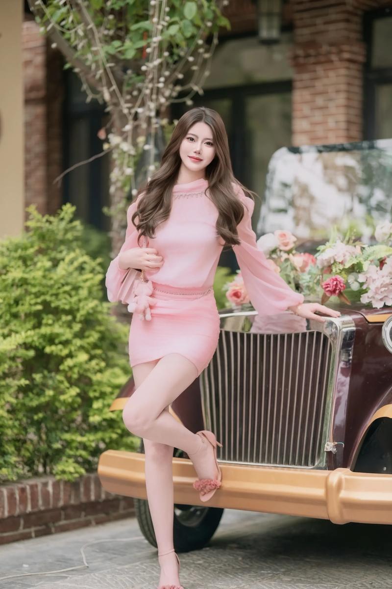 女老师操的相关介绍
