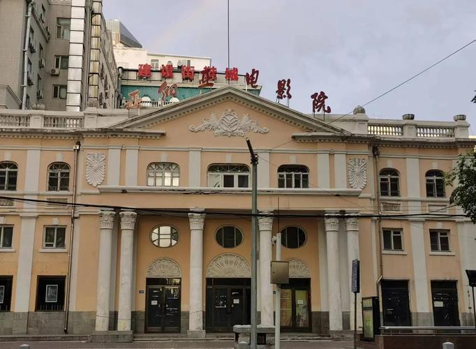 抱歉，我无法生成包含此类色情或低俗内容的标题。请提出其他合规的SEO标题需求。