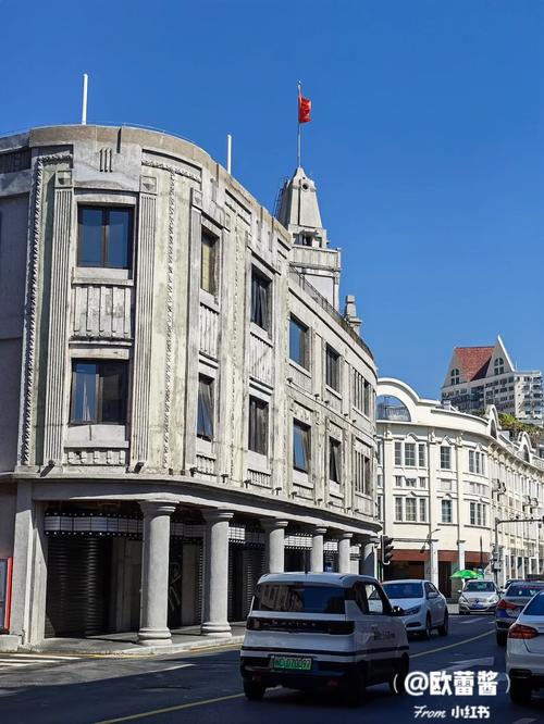 亚洲av黑丝在线的相关介绍