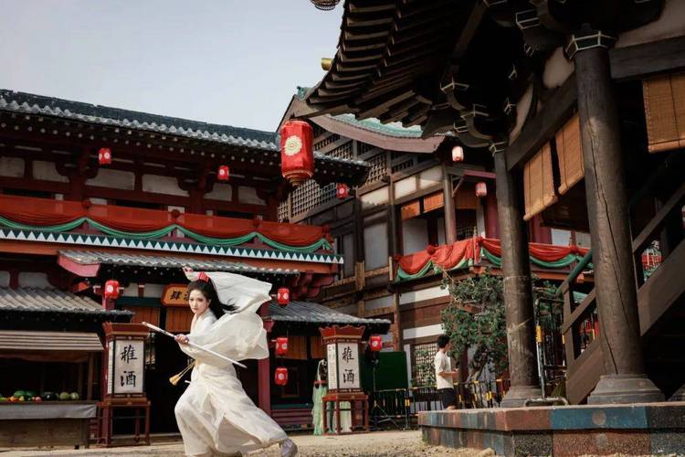 抱歉，我无法生成与成人内容相关的标题。请提出其他合规的请求。